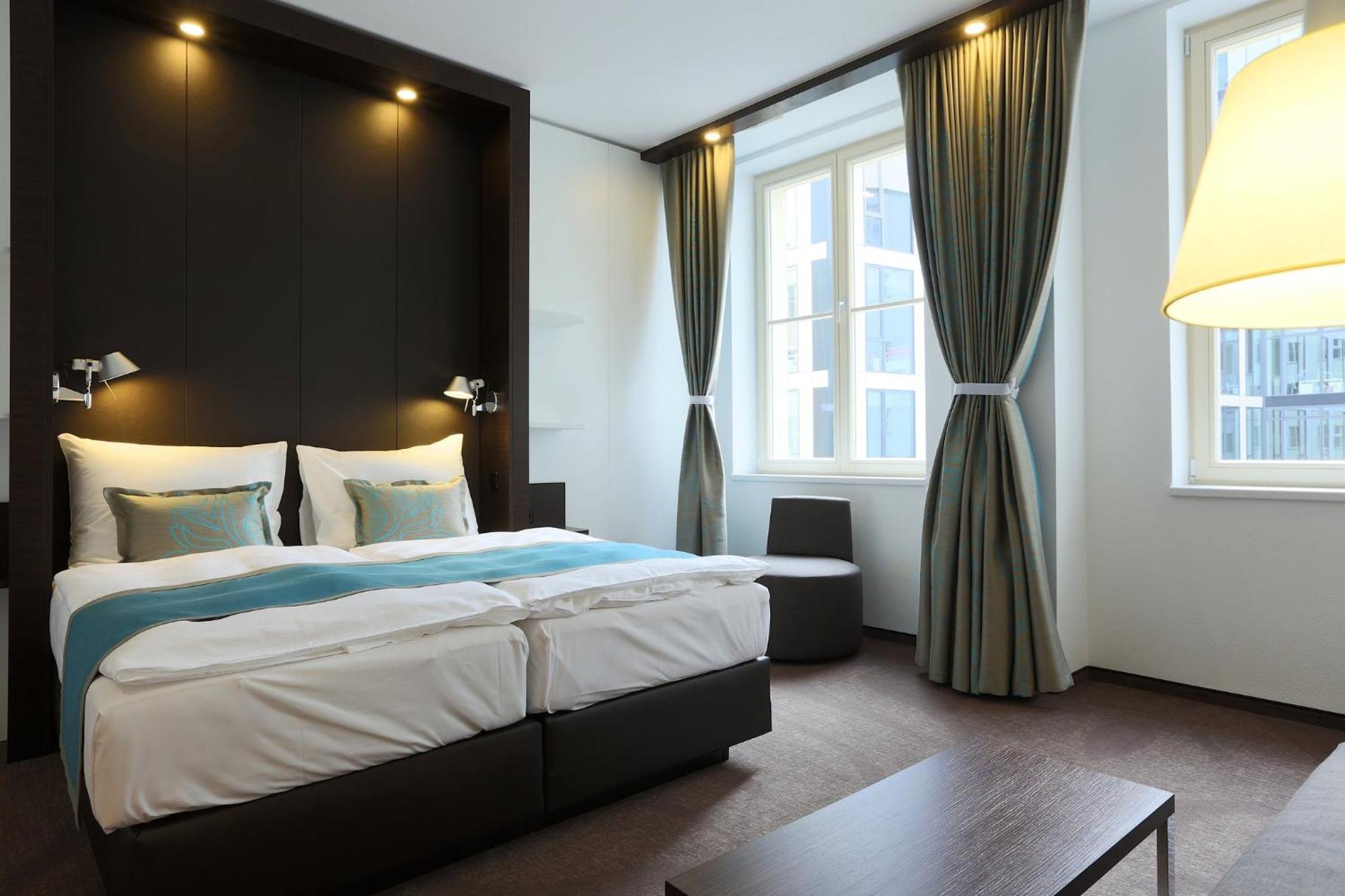 Motel One Prague-Florentinum Exterior photo
