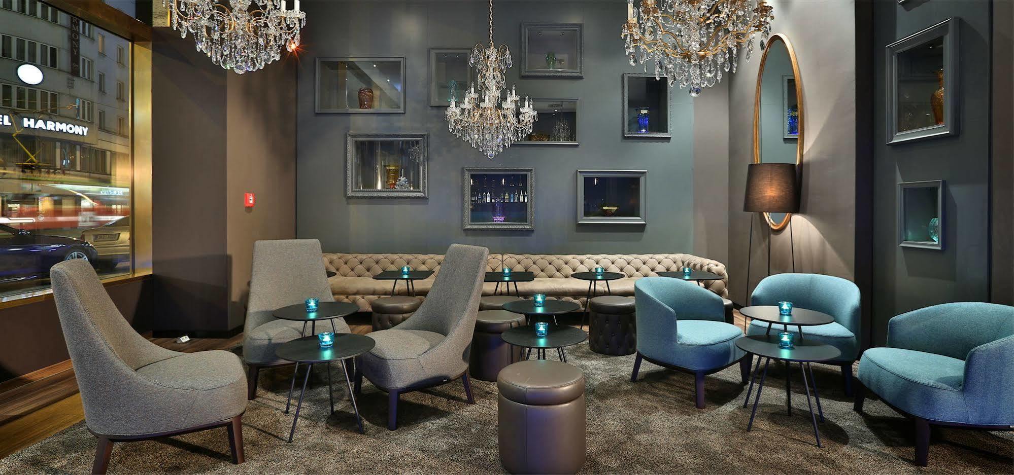 Motel One Prague-Florentinum Exterior photo