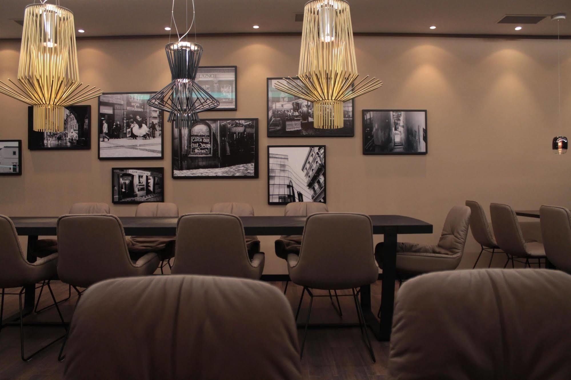 Motel One Prague-Florentinum Exterior photo
